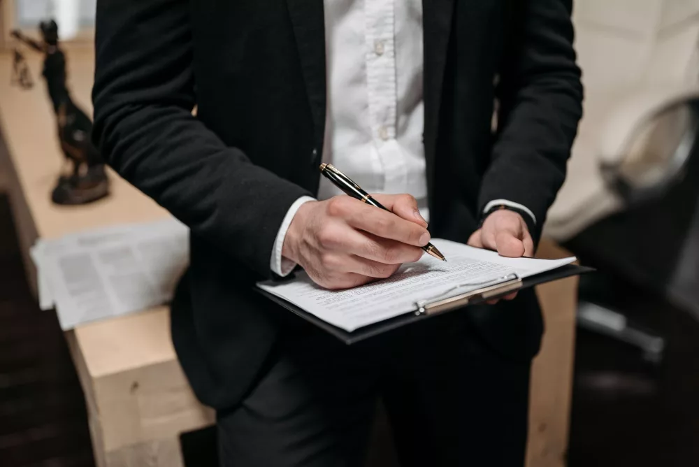 Why Every Employee Should Know About Employment Lawyers